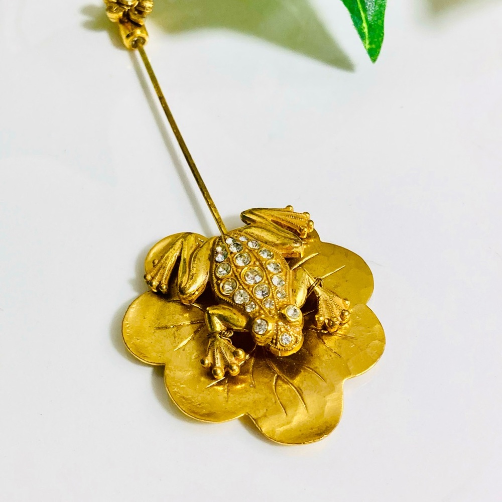 Vintage Miriam Haskell Russian Gilt Pond Frog